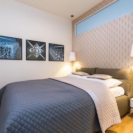 Top Location Old Town Brand New 2Bd Apartment Praga Exterior foto